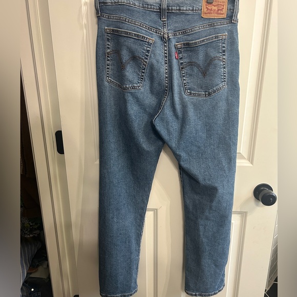Levi's Wedgie Straight Leg Women's Jeans size 31.  Excellent condition. - Picture 6 of 13